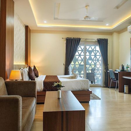 Hotel Bliss Jorhāt Zewnętrze zdjęcie