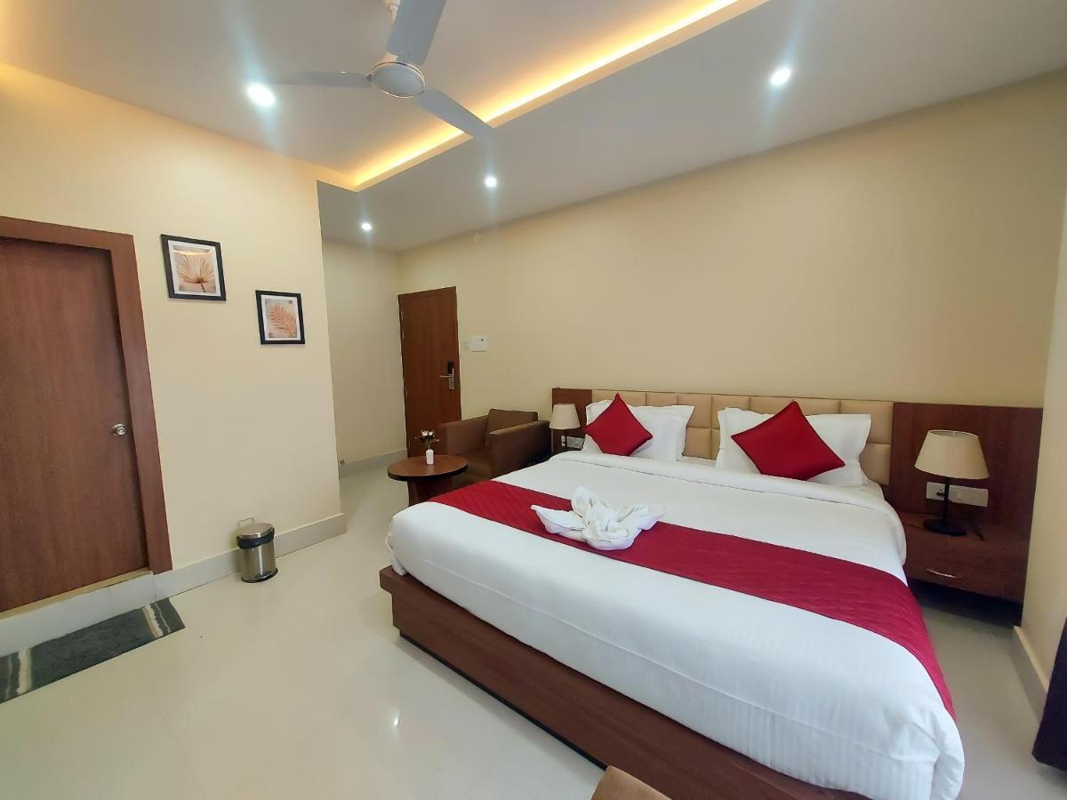 Hotel Bliss Jorhāt Zewnętrze zdjęcie