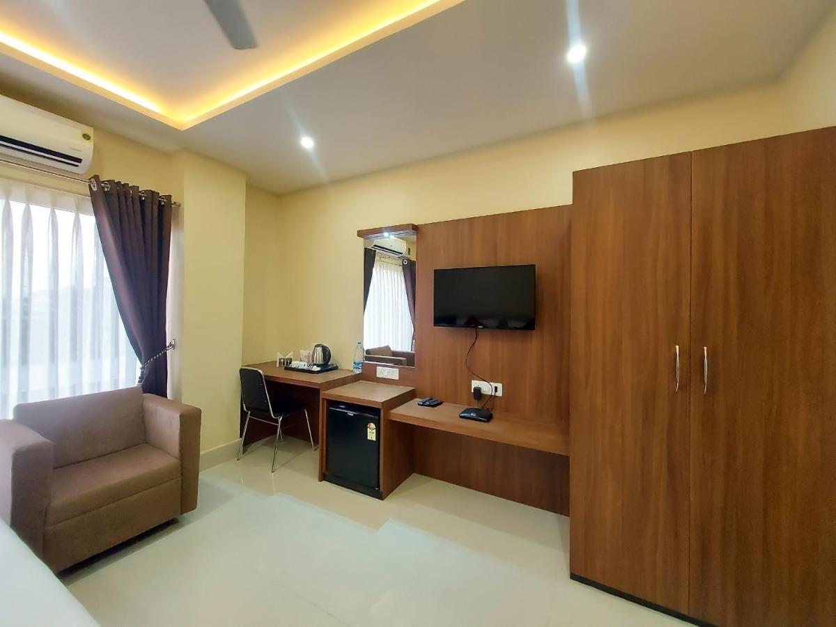 Hotel Bliss Jorhāt Zewnętrze zdjęcie