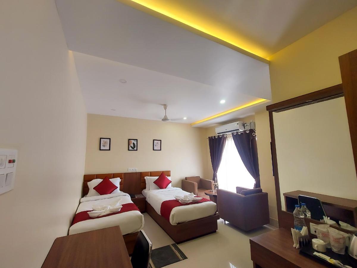 Hotel Bliss Jorhāt Zewnętrze zdjęcie