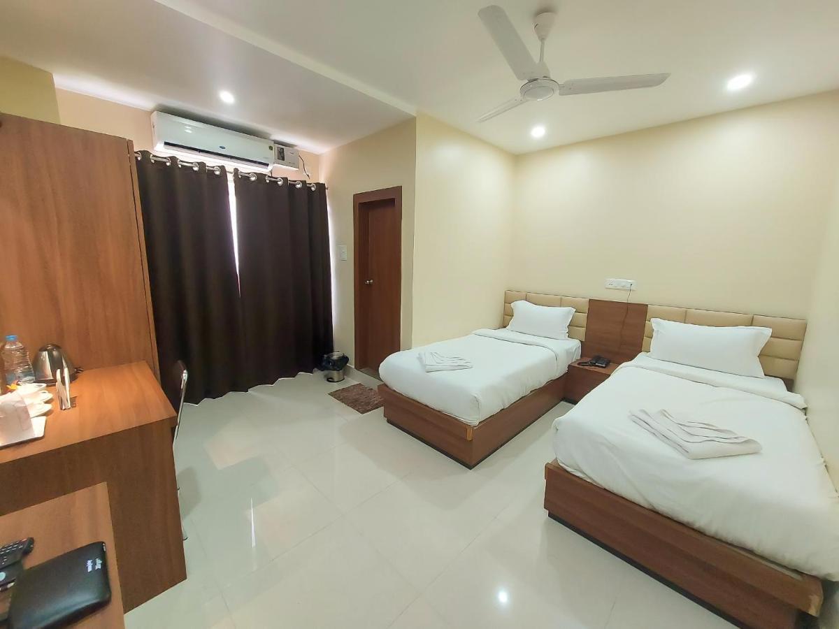 Hotel Bliss Jorhāt Zewnętrze zdjęcie